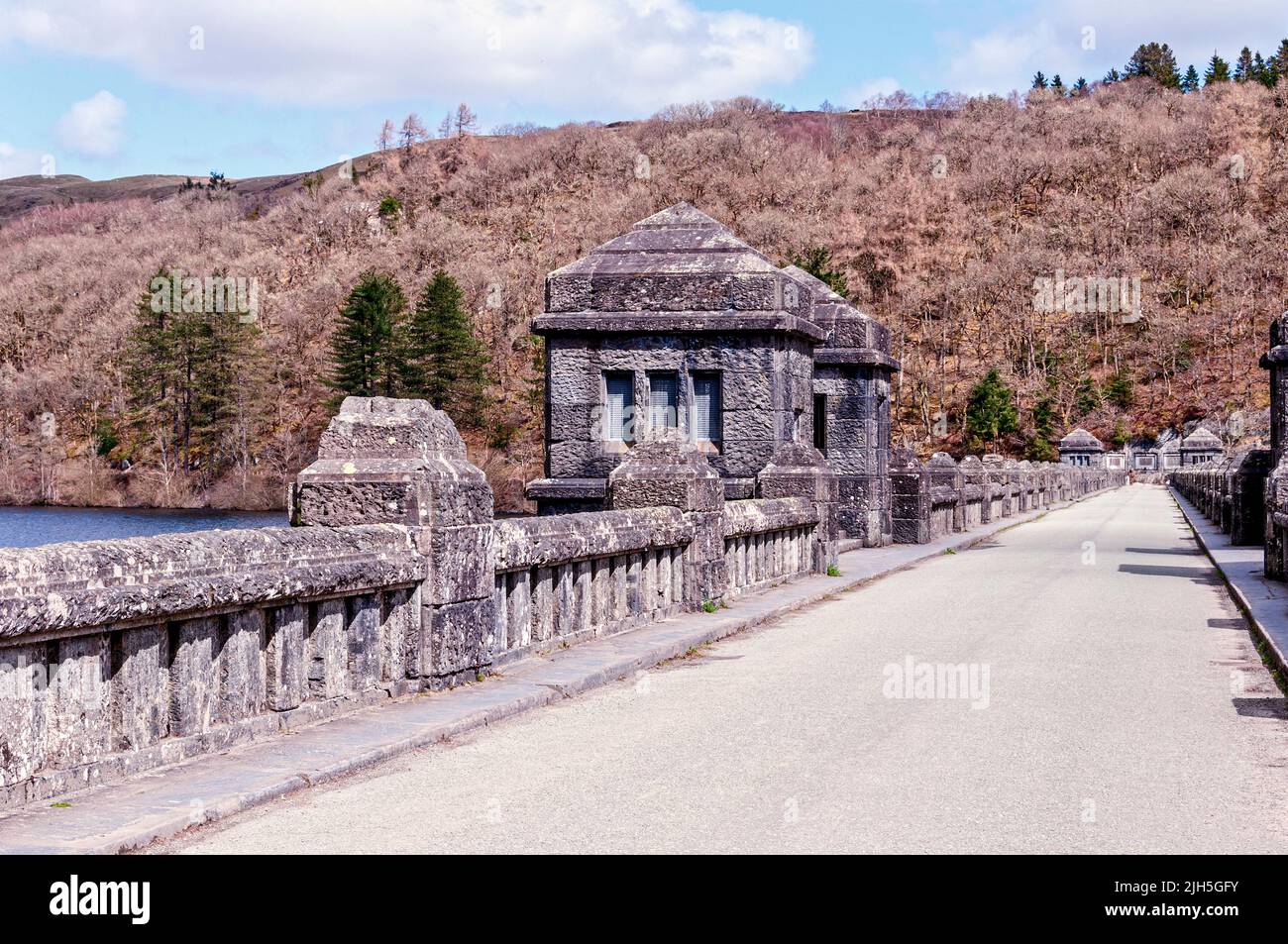 Vyrnwy Dam built between 1881 and 1890 was designed by the engineers George Frederick Deacon and Thomas Hawksley is a masonry dam with a road on top Stock Photo