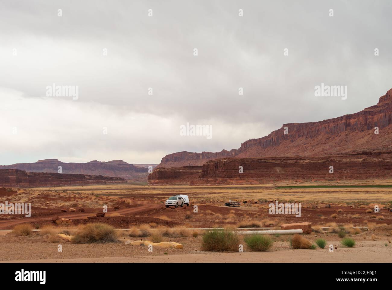 Camping in the wilderness at Hite Marina Campground in Utah.  Stock Photo