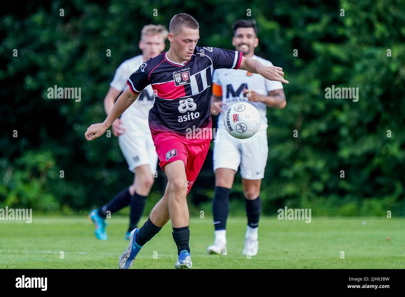 DELDEN, NETHERLANDS - JULY 15: Samir el Messaoudi of Jong Twente during the Preseason Friendly match between Jong Twente and HHC Hardenberg at Sportpark De Mors on July 15, 2022 in Delden, Netherlands (Photo by Jeroen Meuwsen) Credit: Orange Pics BV/Alamy Live News Stock Photo