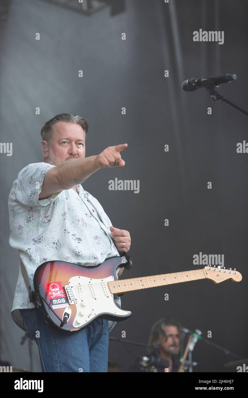 Elbow perform in edinburgh castle hires stock photography and images