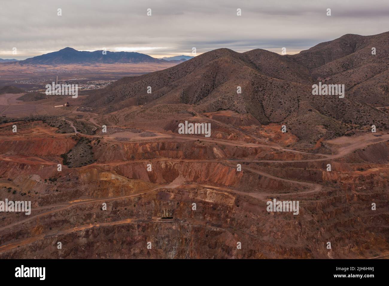 Bisbee. Arizona, USA, huge open pit copper mine Stock Photo Alamy