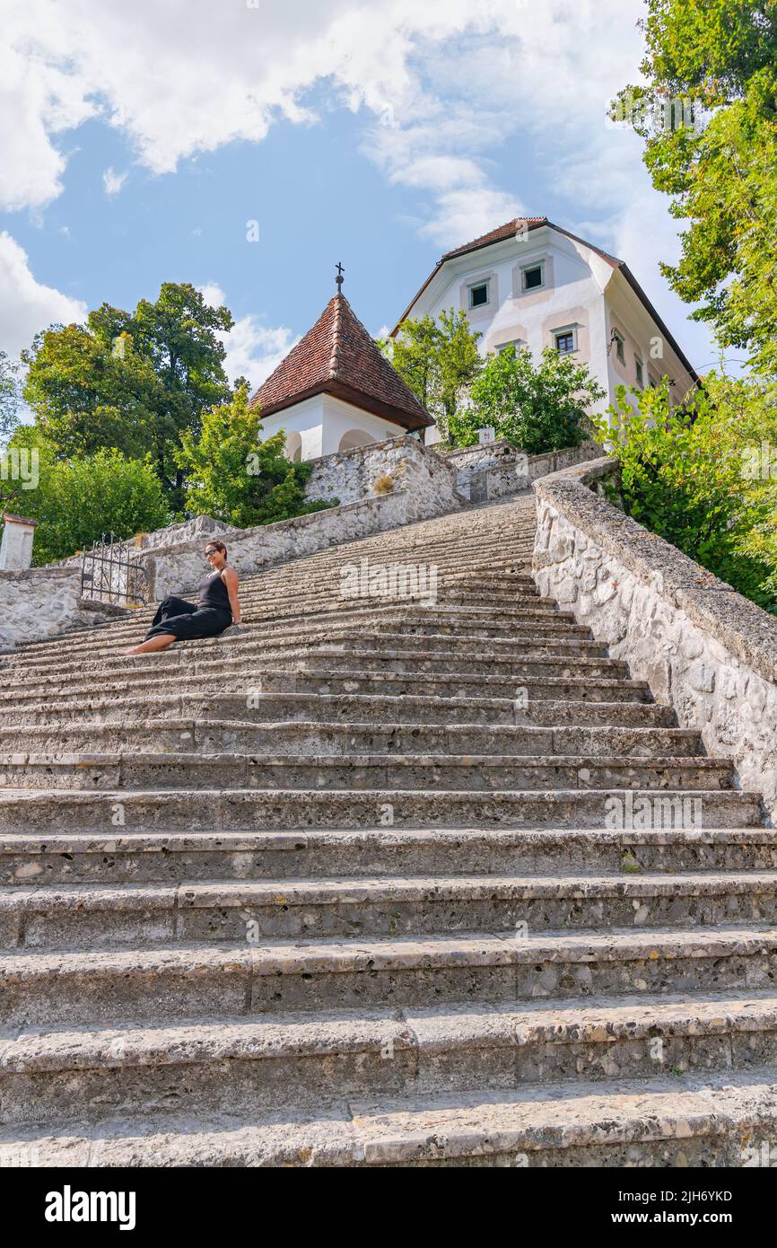 Architecture steep stairs hi-res stock photography and images - Alamy