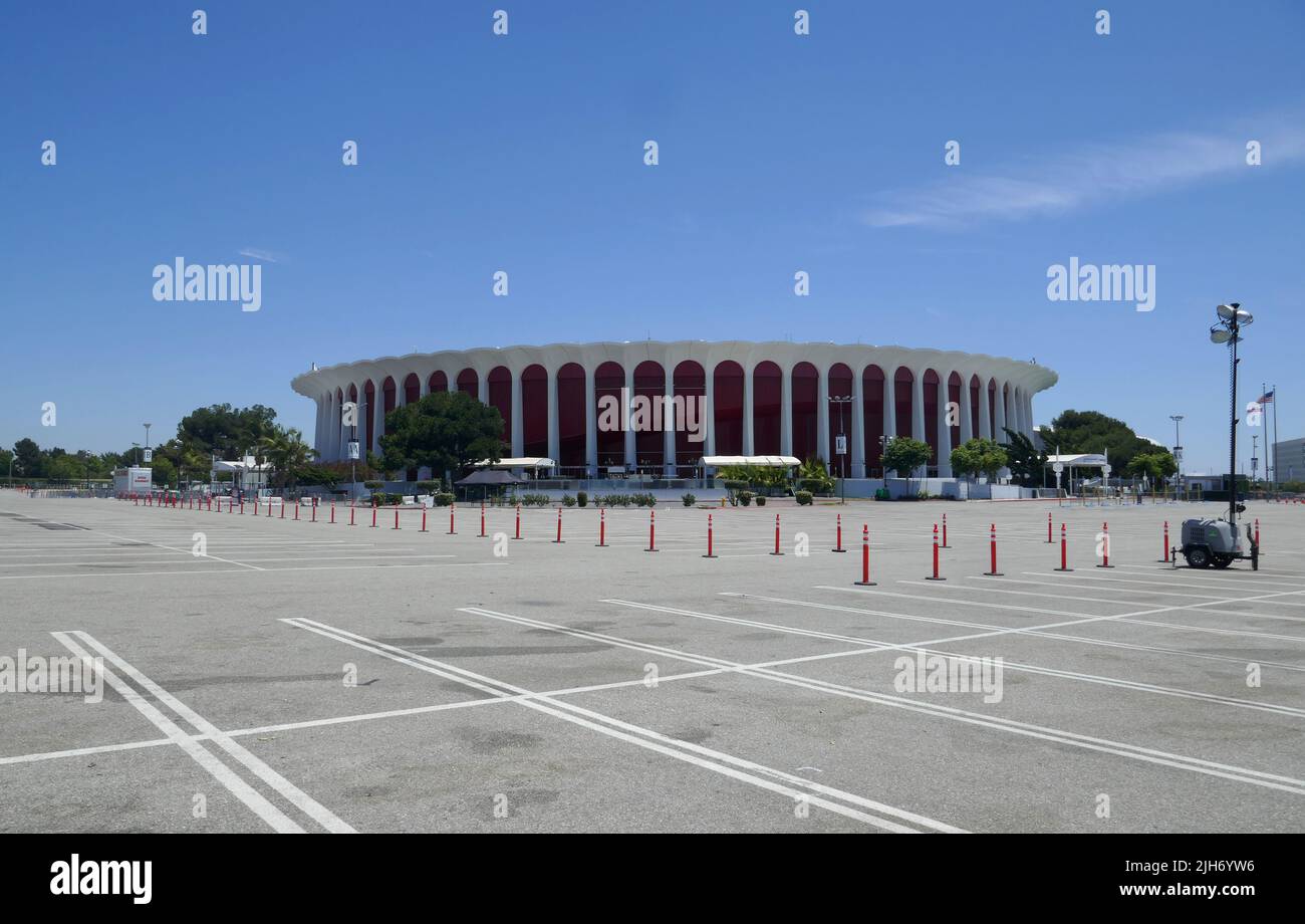 Inglewood, California, USA 13th July 2022 Machine Gun Kelly and Avril