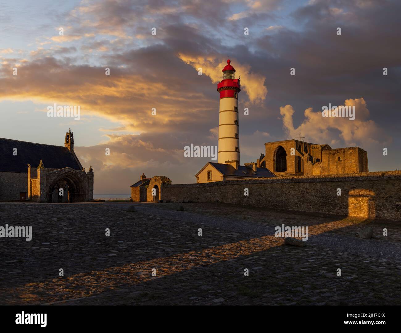 SaintMathieu Lighthouse, Pointe SaintMathieu in Plougonvelin
