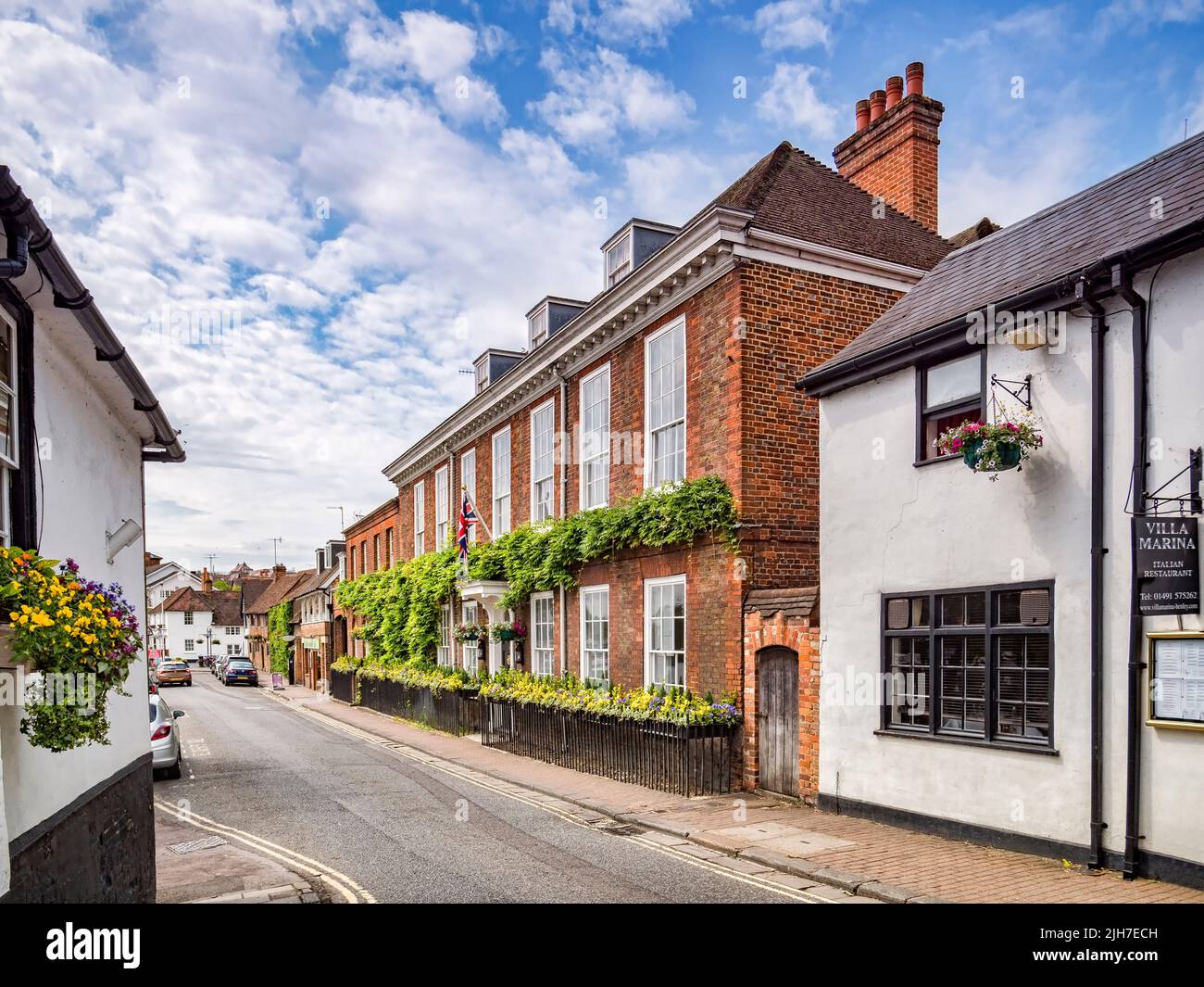 4 June 2019: Henley-on-Thames, Oxfordshire - Beautiful classic buildings in Thameside, Henley-on-Thames. Stock Photo