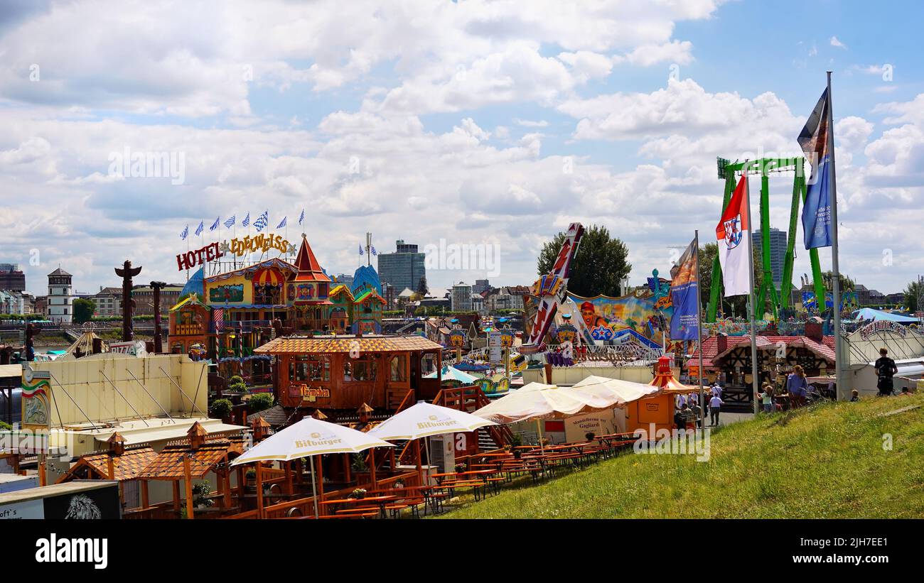 Panoramic view of popular 'Rheinkirmes' 2022 fairground in Düsseldorf/Germany, the biggest funfair on the Rhine. Stock Photo