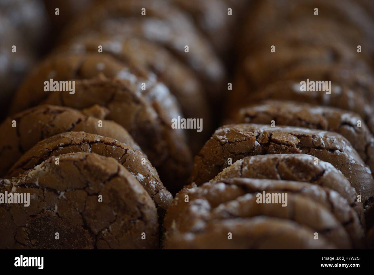 Chocolate cookies, many brown cookie Stock Photo - Alamy