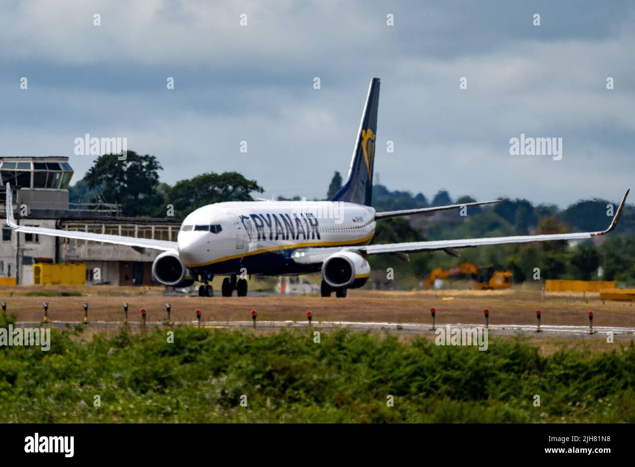 Ryanair 737 Taxiing Bournemouth Airport Stock Photo Alamy