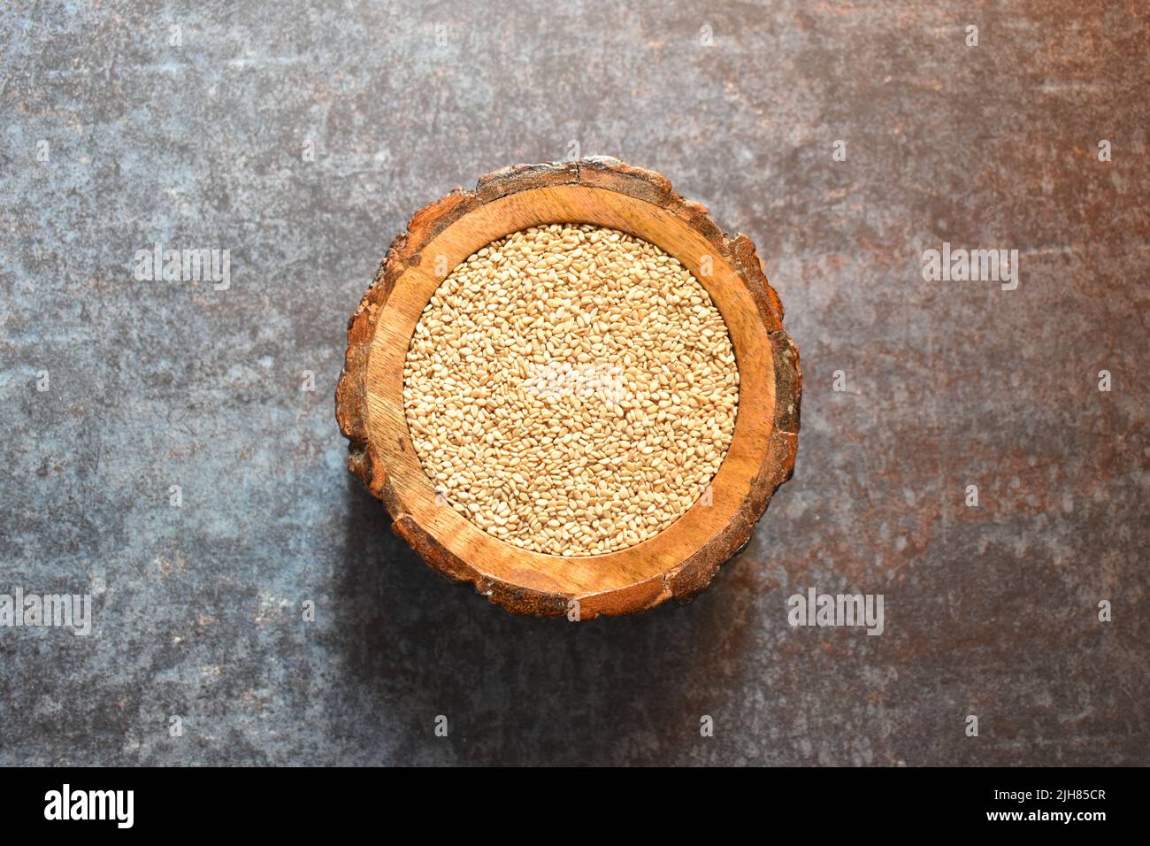 Raw whole dried white Sesame seeds Stock Photo Alamy