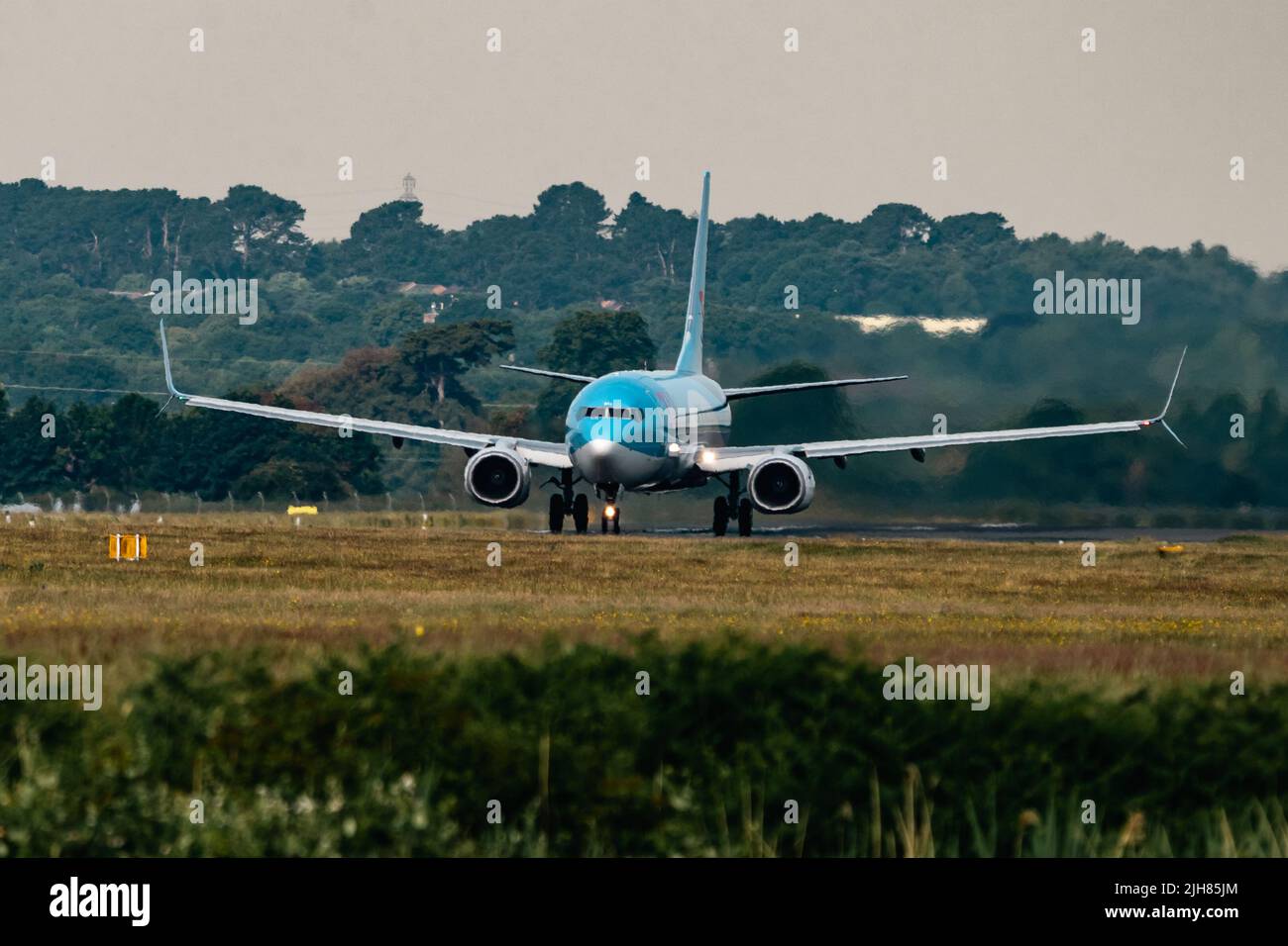 TUI Rolling Runway 08 Bournemouth Airport Stock Photo Alamy