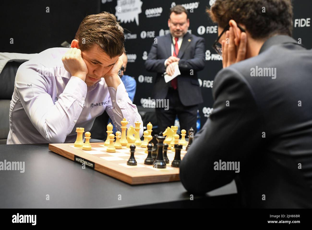 World Chess Championship in London 2018. Magnus Carlsen, World number One  from Norway, retained his title against Fabiano Caruana after a tie-break  Stock Photo - Alamy