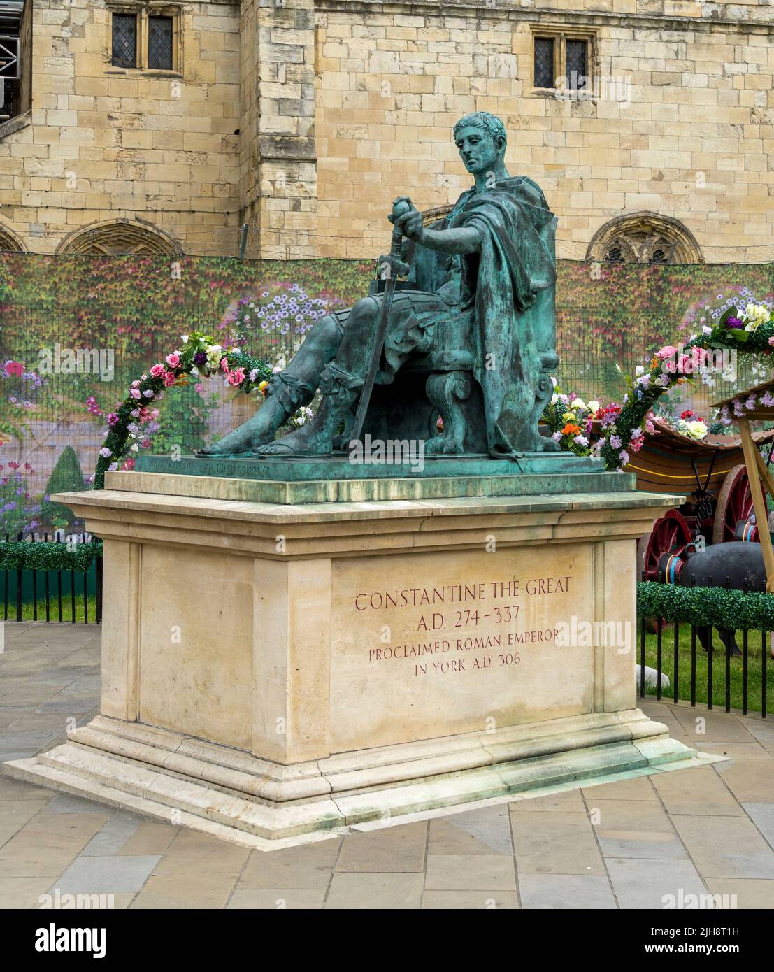 Statue in Minster Yard of Constantine The Great proclaimed Roman Emperor in York AD 306 Stock Photo