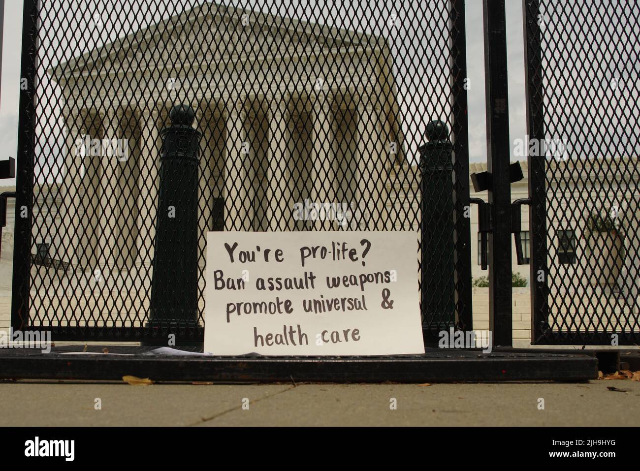 Washington, DC, 16 Jul 2022, A pro-choice protest sign lies on the security fence outside the United States Supreme Court as protests continue in the wake of the reversal of Roe v. Wade. Credit: Philip Yabut/Alamy Live News Stock Photo