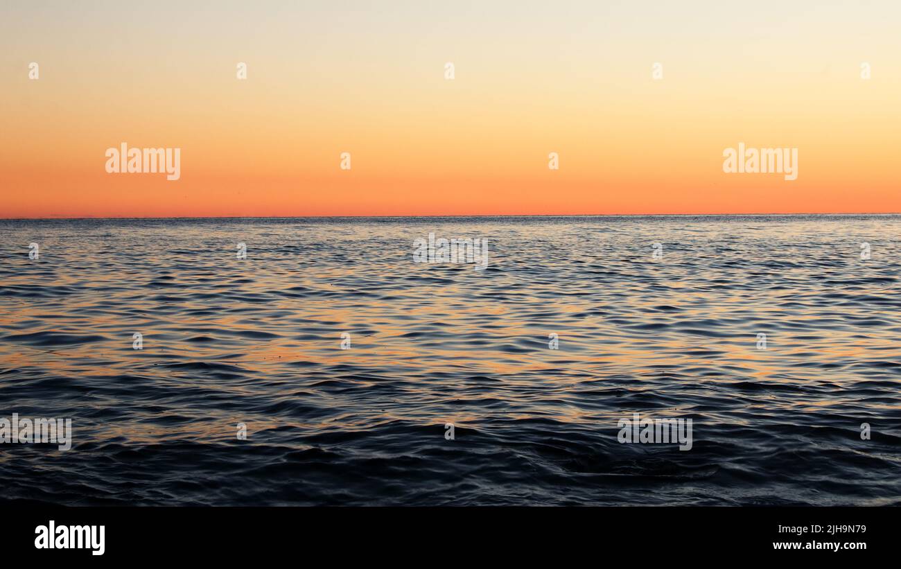 Sunset highlighted orange color hi-res stock photography and images - Alamy