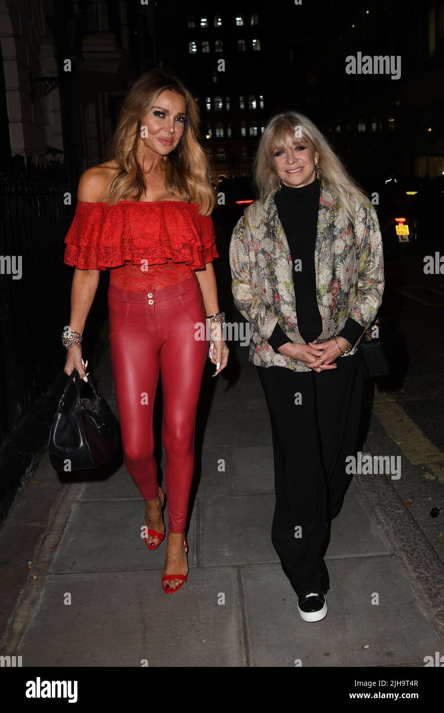 Celebrities at the Langan's Brasserie reopening party in London, United Kingdom Featuring: Lizzie Cundy, Jo Wood Where: London, United Kingdom When: 28 Oct 2021 Credit: Chris Saxon/WENN Stock Photo
