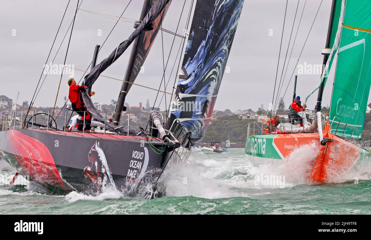Volvo ocean race team puma hi-res stock photography and images - Alamy