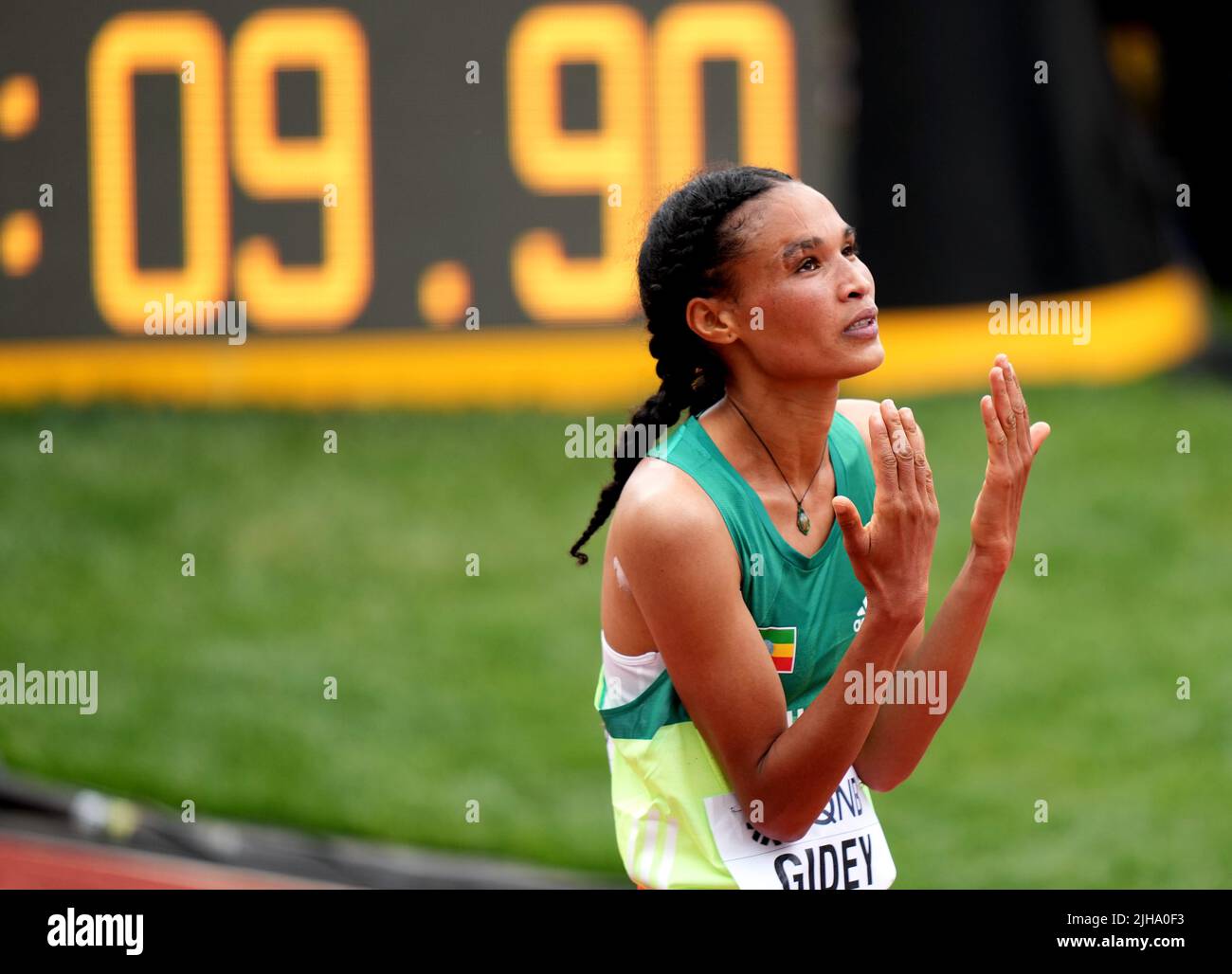Eugene, USA. 16th July, 2022. Letesenbet Gidey of Ethiopia celebrates