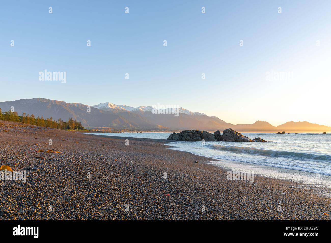 Kaikoura New Zealand, foreshore at sunrise Stock Photo Alamy