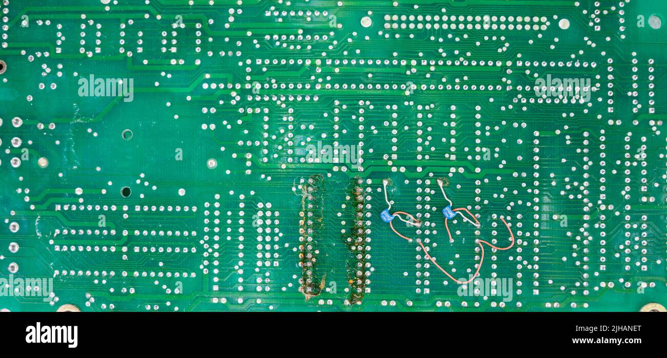 Old computer chips that are out of order. Not working with