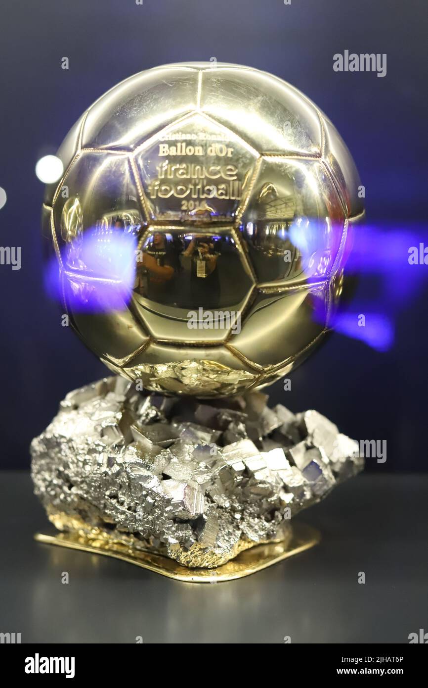 Ballon d'amour noir Banque de photographies et d'images à haute résolution  - Page 4 - Alamy