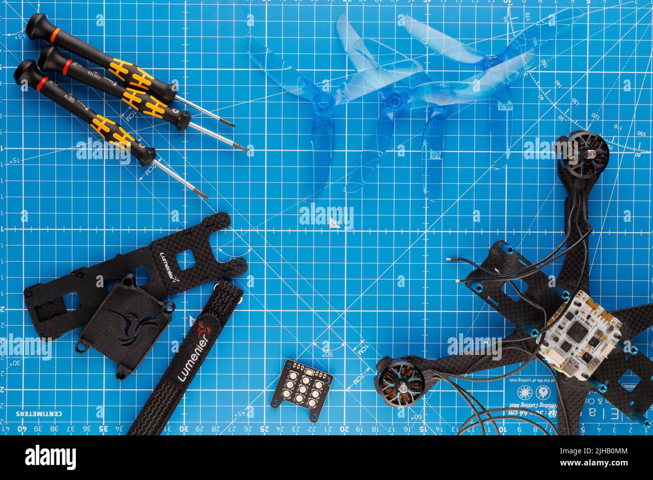 Lumenier QAV-R 2 DIY Drone assembly flat lay with Wera screwdrivers Stock Photo