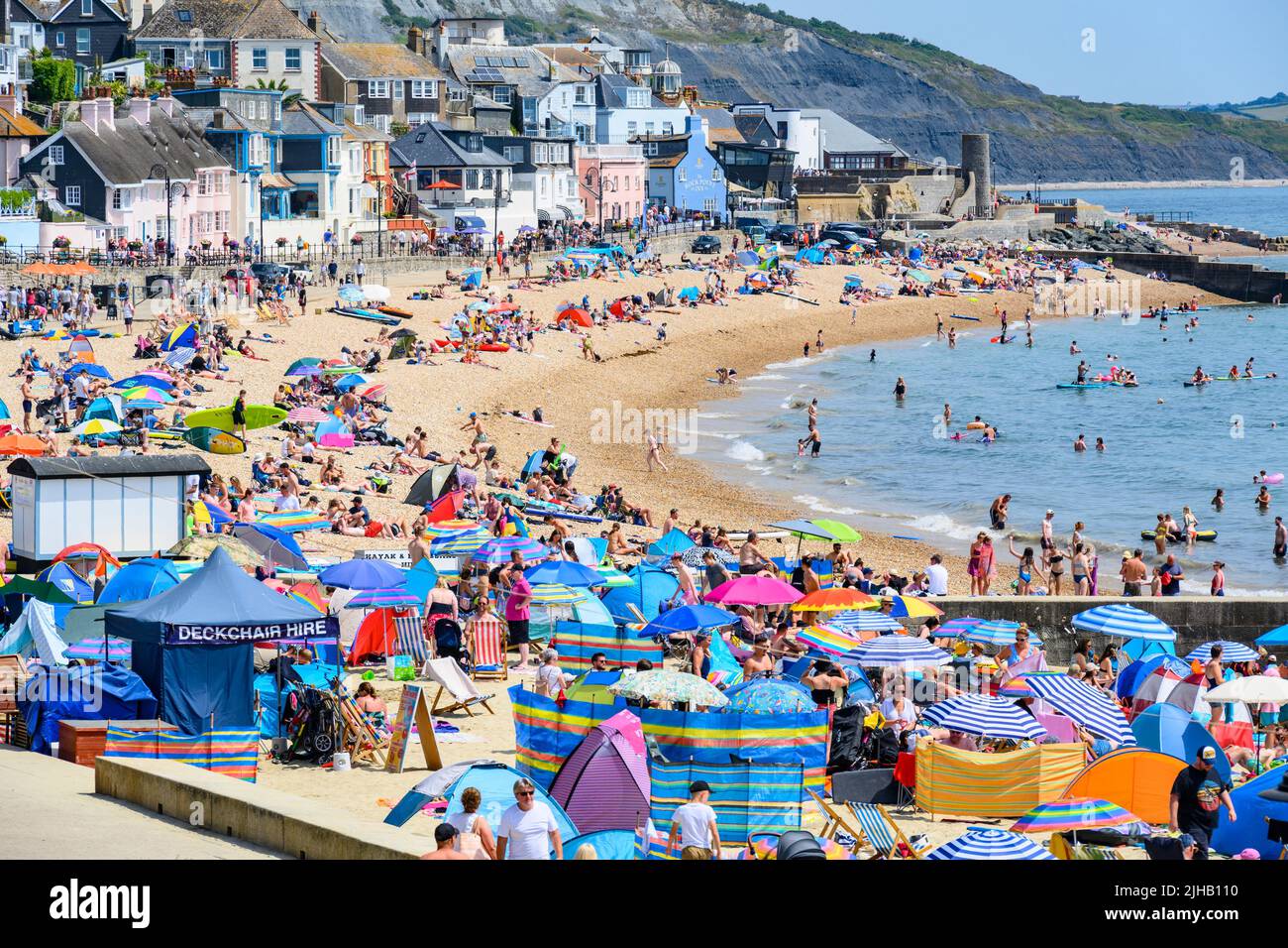 Lyme Regis, Dorset, UK. 17th July, 2022. UK Weather The picturesque