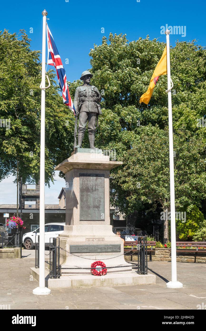 Carnforth war memorial, Lancashire, England, UK Stock Photo Alamy