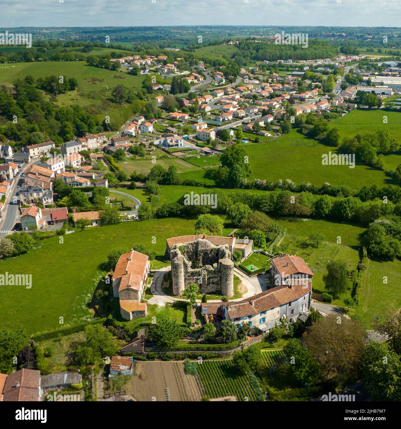 Vedene The old castle and village in Vedee, France Stock Photo - Alamy