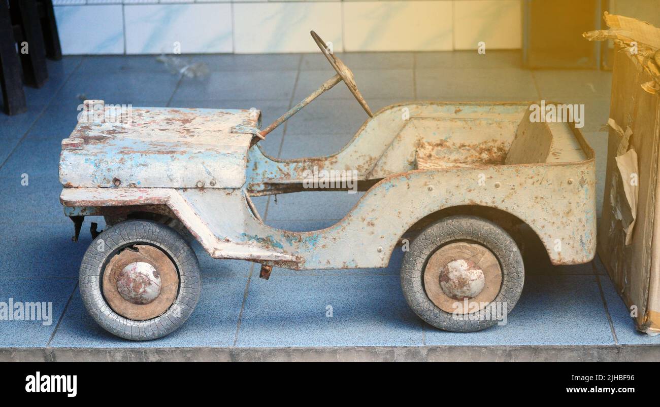 Vintage toy car at the flea market Stock Photo Alamy