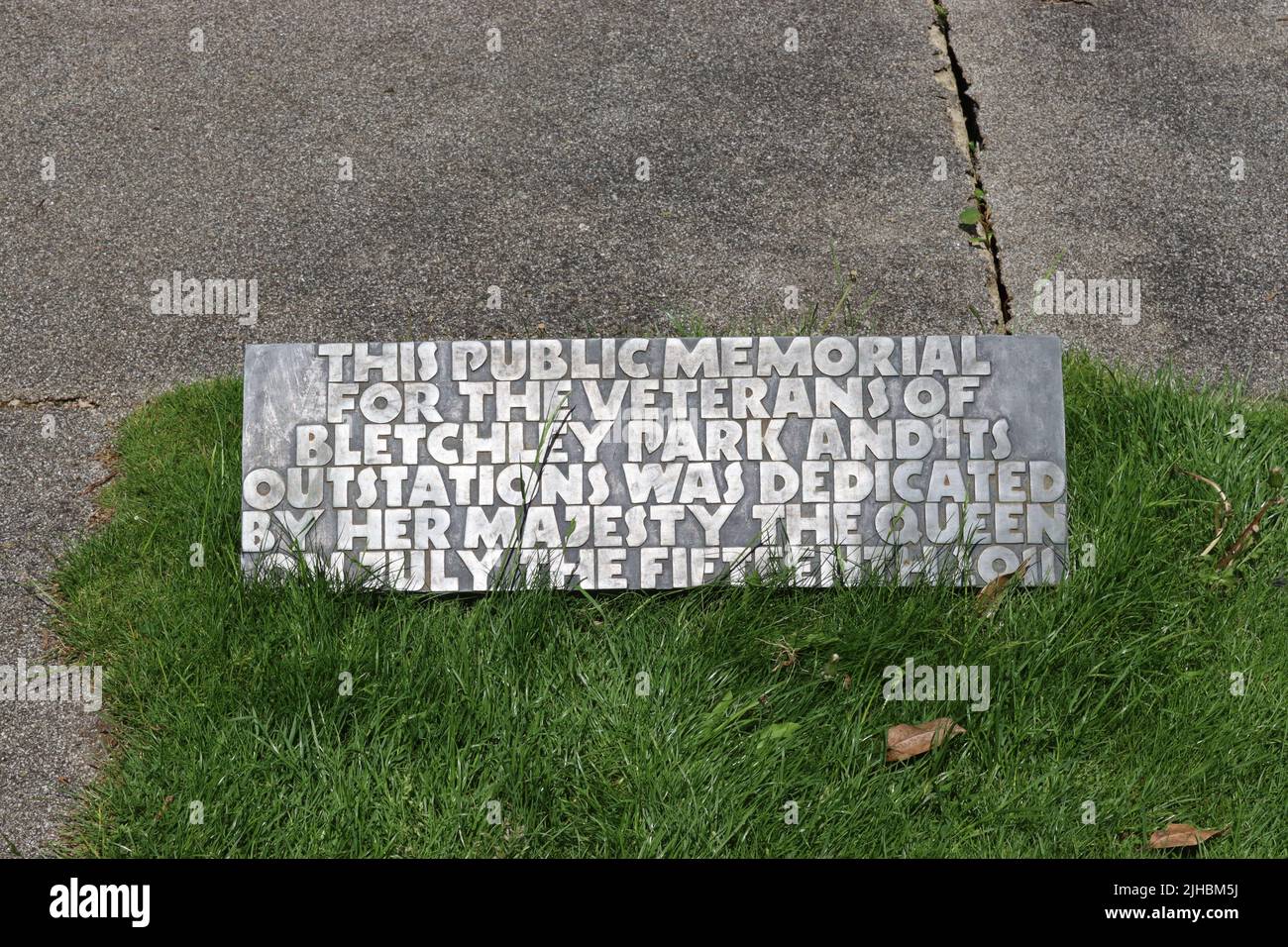 The Public Memorial dedicated by HM The Queen on 15th July 2011 to commemorate the numerous veterans who worked at Bletchley Park and its Outstations. Stock Photo