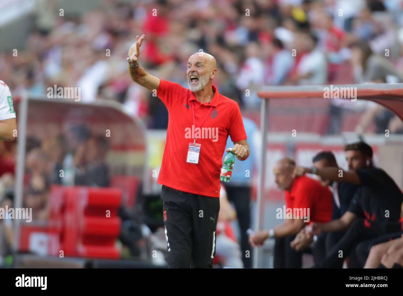 Cologne, Germany. 07th June, 2022. Telekom Cup, 1. FC Cologne vs AC Milan, manager Stefano Pioli (Milan) Credit: Juergen Schwarz/Alamy Live News Stock Photo