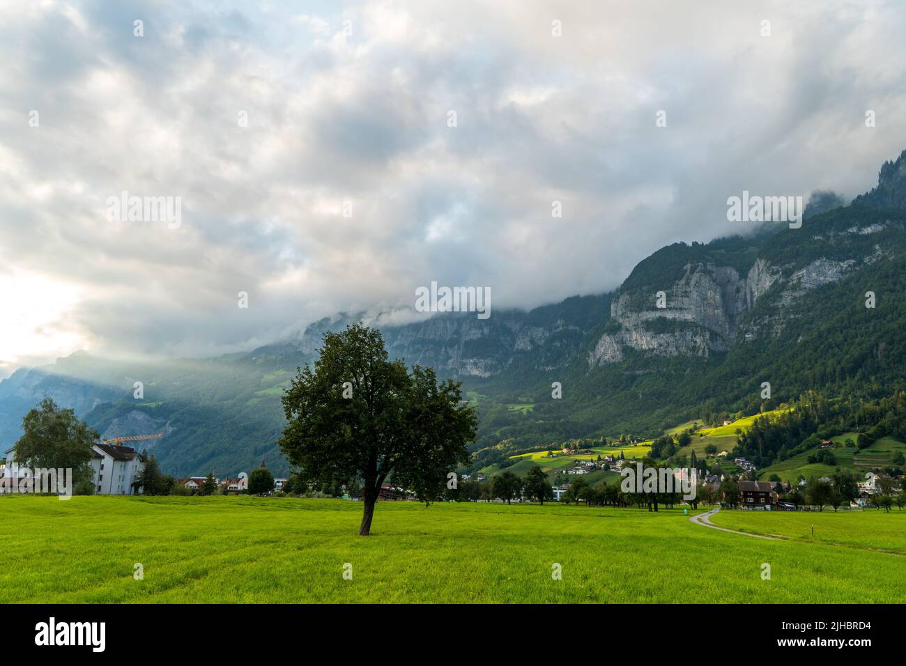 Beautiful landscape swiss mountains hi-res stock photography and images ...