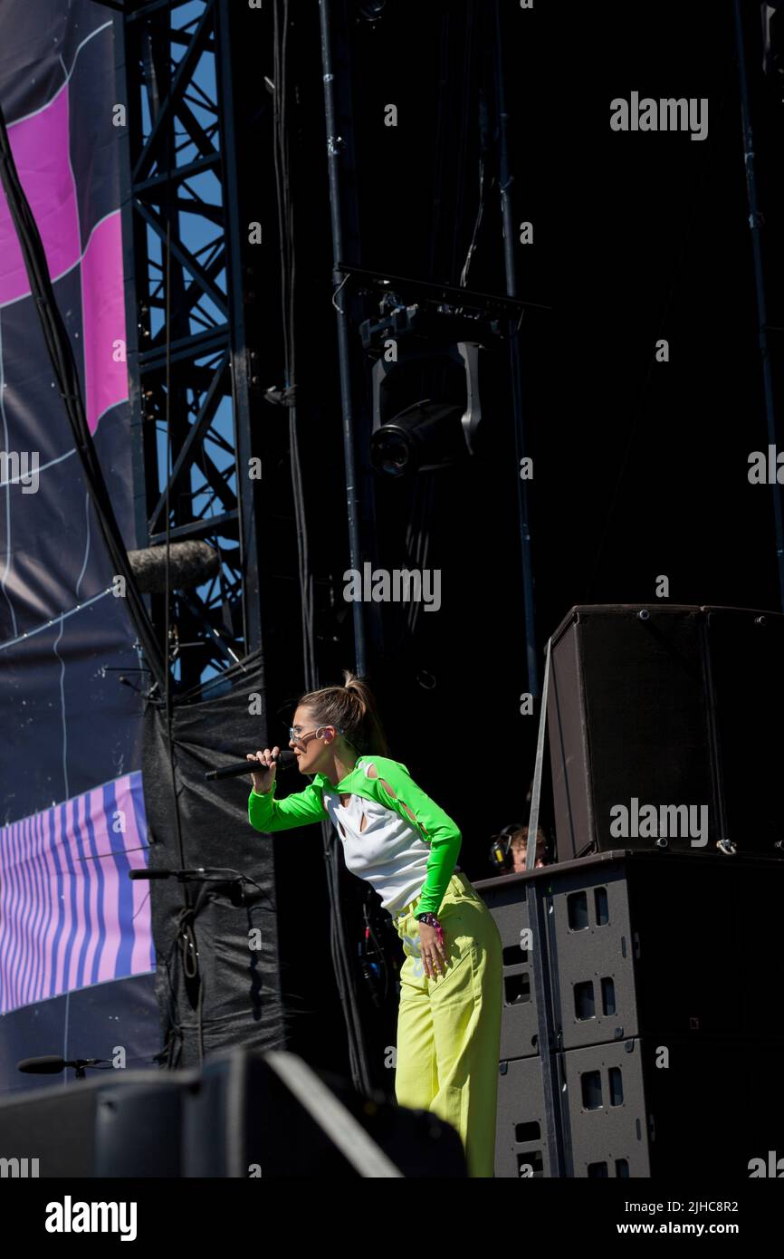 MIMI WEBB TRNSMT 2022 July 10th Stock Photo Alamy