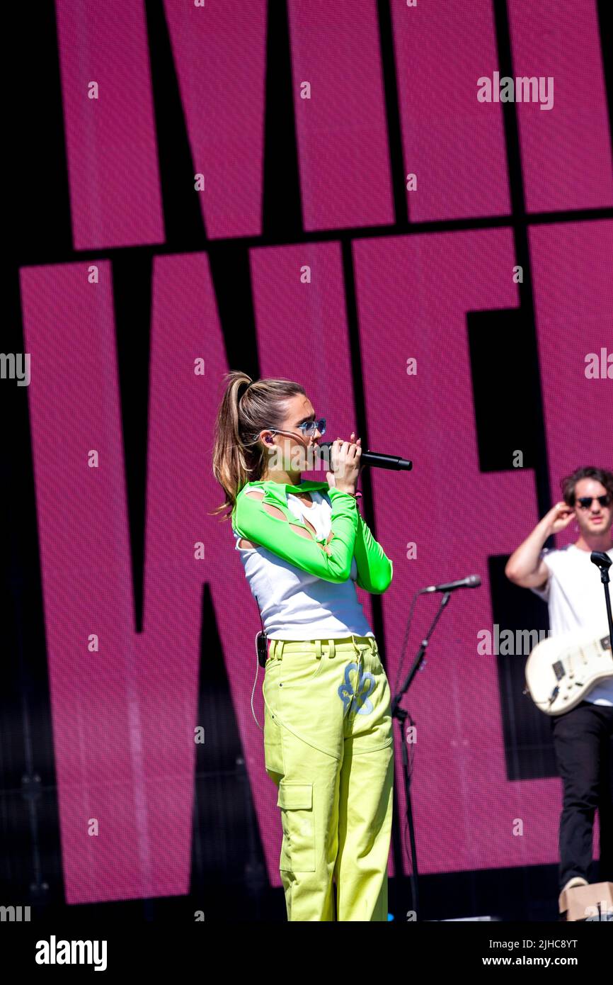 MIMI WEBB TRNSMT 2022 July 10th Stock Photo Alamy