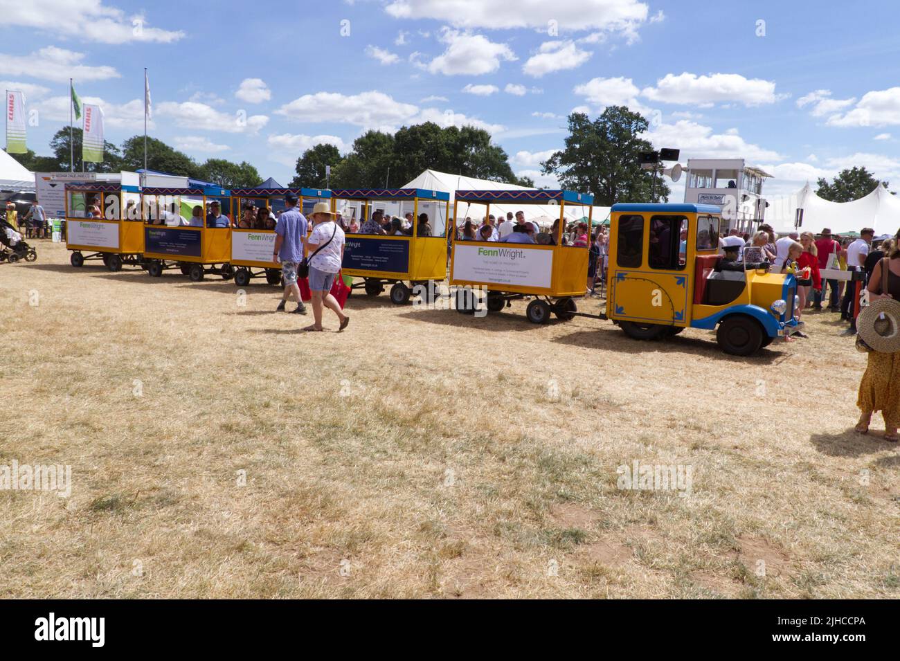 the-miniature-train-to-carry-people-around-at-the-tendring-hundred-show