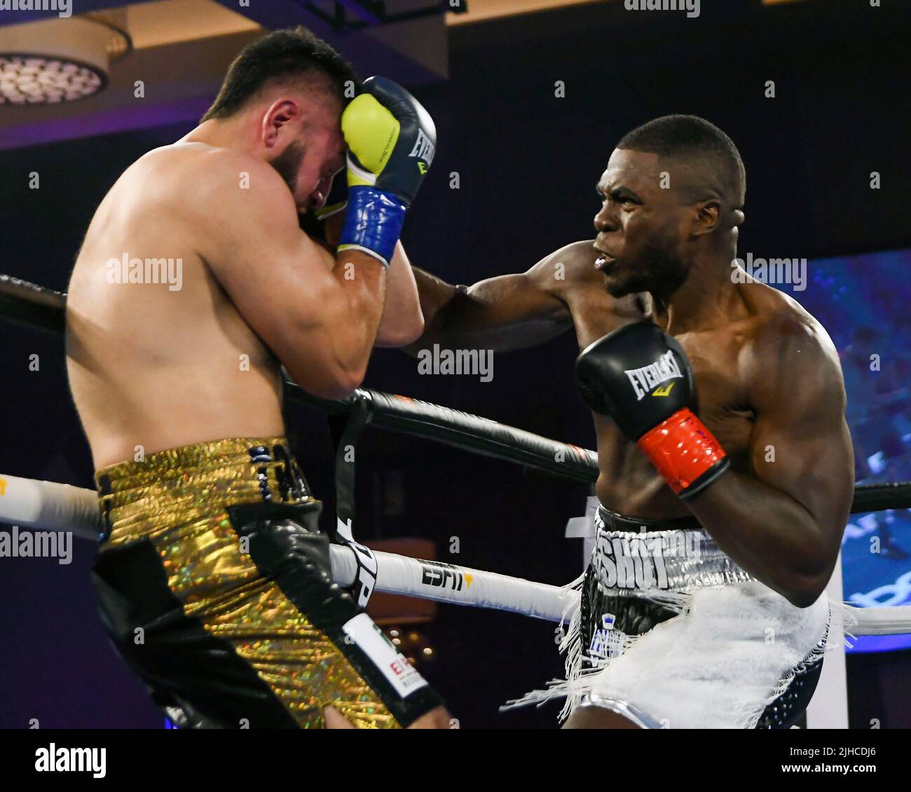 Menifee, California, USA. 15th July, 2022. 07 - 15 - 22 ESPN Top Rank Boxing:  .Stephan Shaw and Bernardo Marquez exchange punches during the 8 rounds,  heavyweight bout. Penchanga Resort and Casino.
