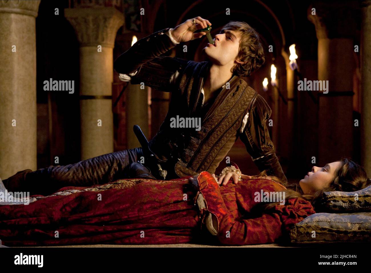 DOUGLAS BOOTH, HAILEE STEINFELD, ROMEO AND JULIET, 2013 Stock Photo