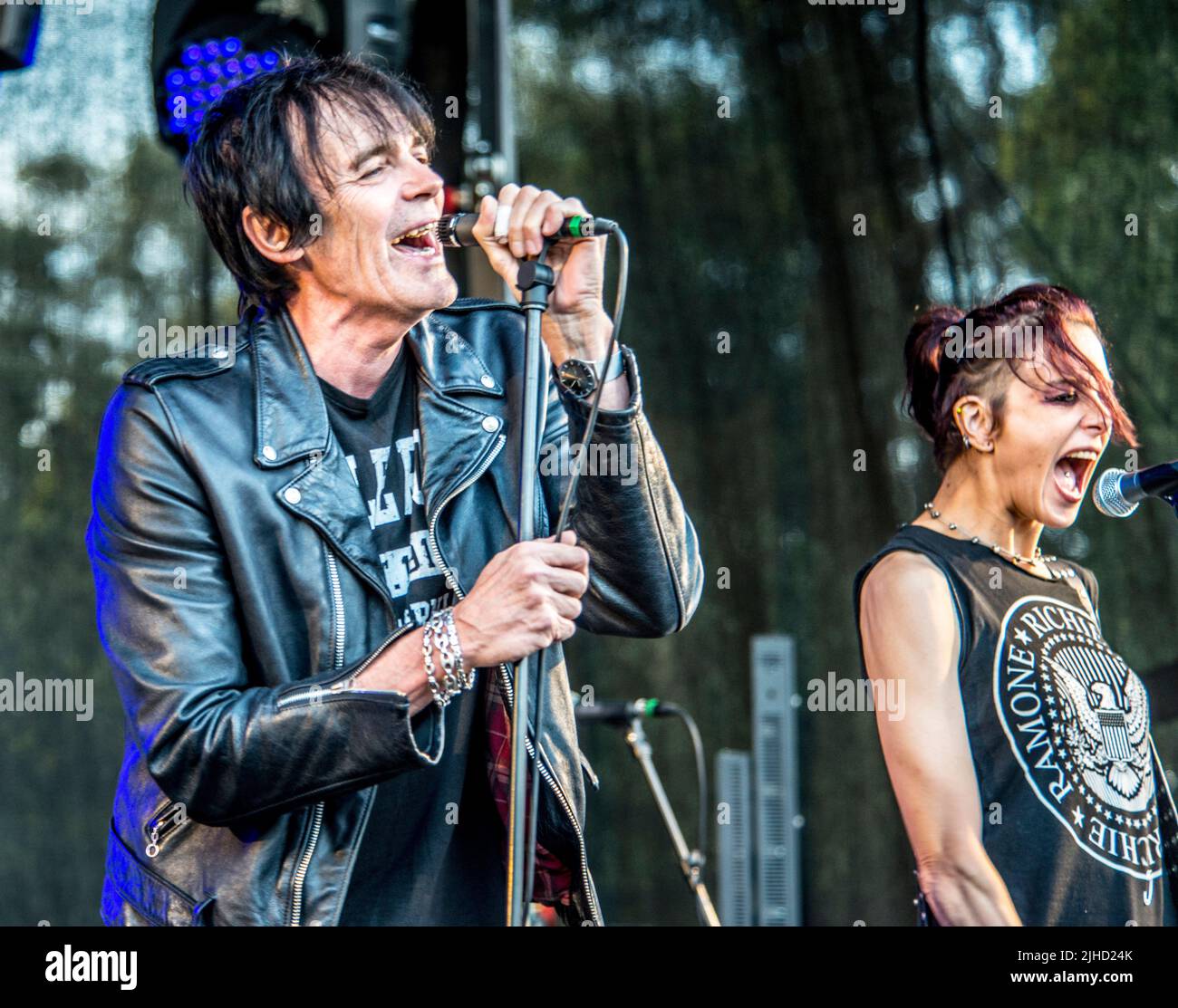 Richie Ramone and his band perform new and old songs. Richie was the drummer in the iconic punkrock band the Ramones. Here he is the lead singer in hi Stock Photo