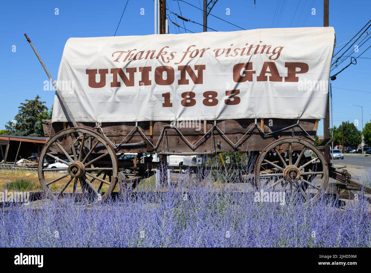 Union Gap, WA, USA July 11, 2022; Tracitional covered wagon with text stating Thanks for