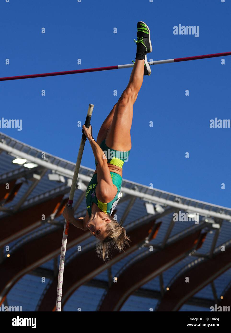 Nina kennedy pole vault hires stock photography and images Alamy