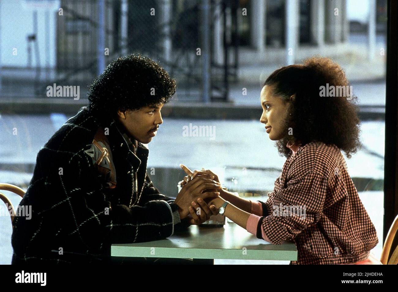 ERIQ LA SALLE, SHARI HEADLEY, COMING TO AMERICA, 1988 Stock Photo - Alamy
