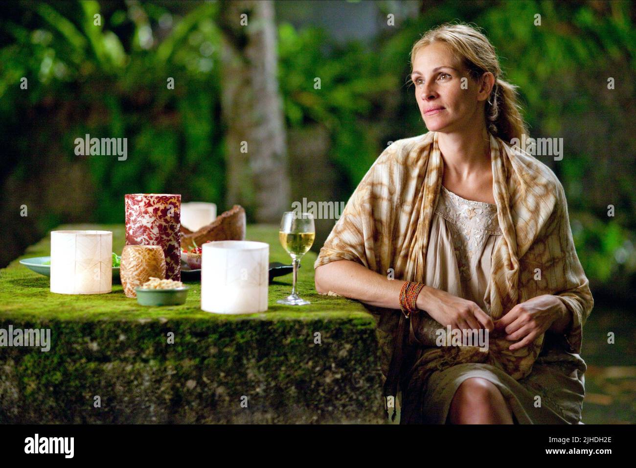 JULIA ROBERTS, EAT PRAY LOVE, 2010 Stock Photo Alamy