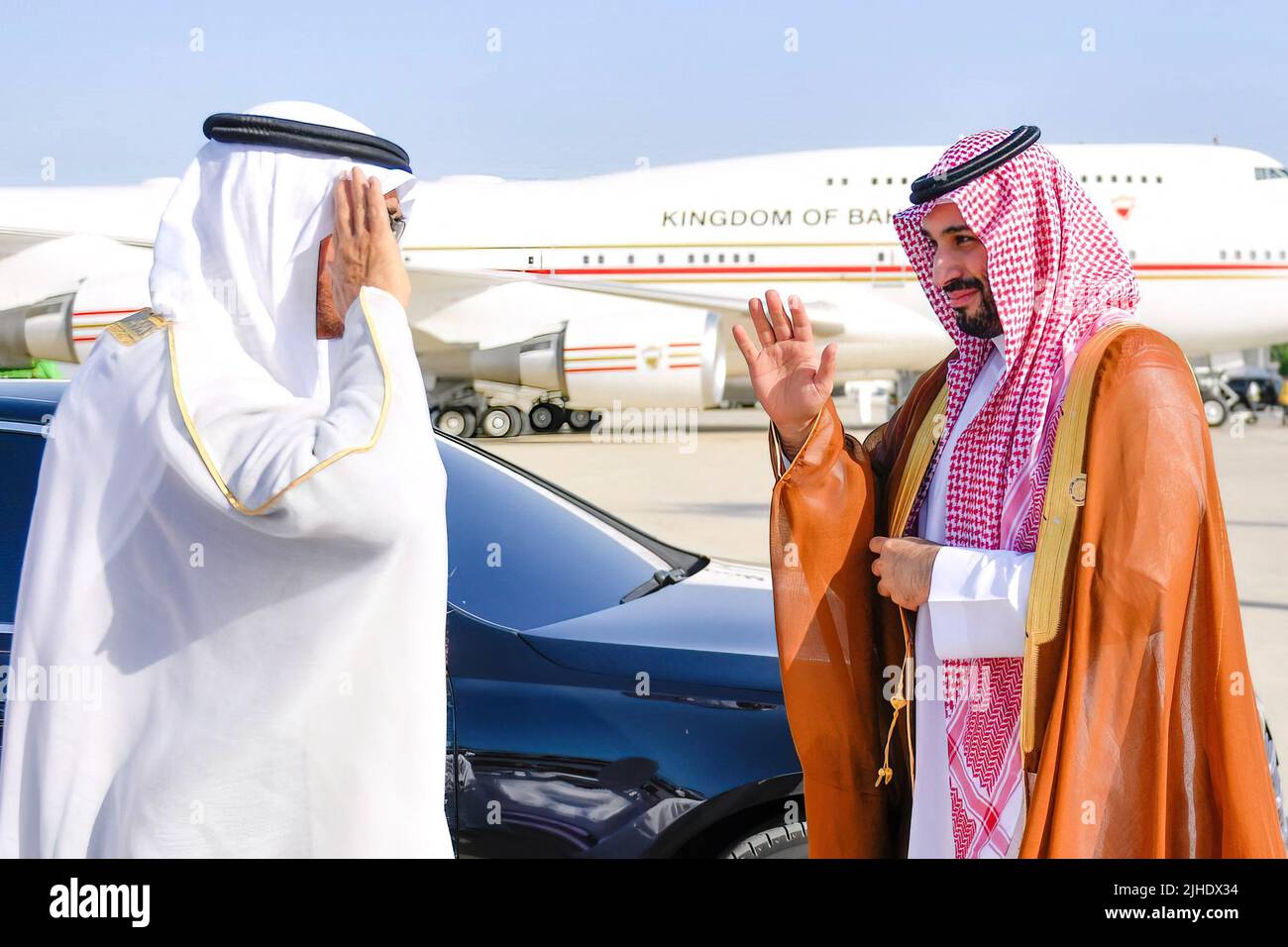 Sheikh Zayed Mask Saudi Arabia’s Crown Prince Mohammed bin Salman Al Saud (known as MBS ...