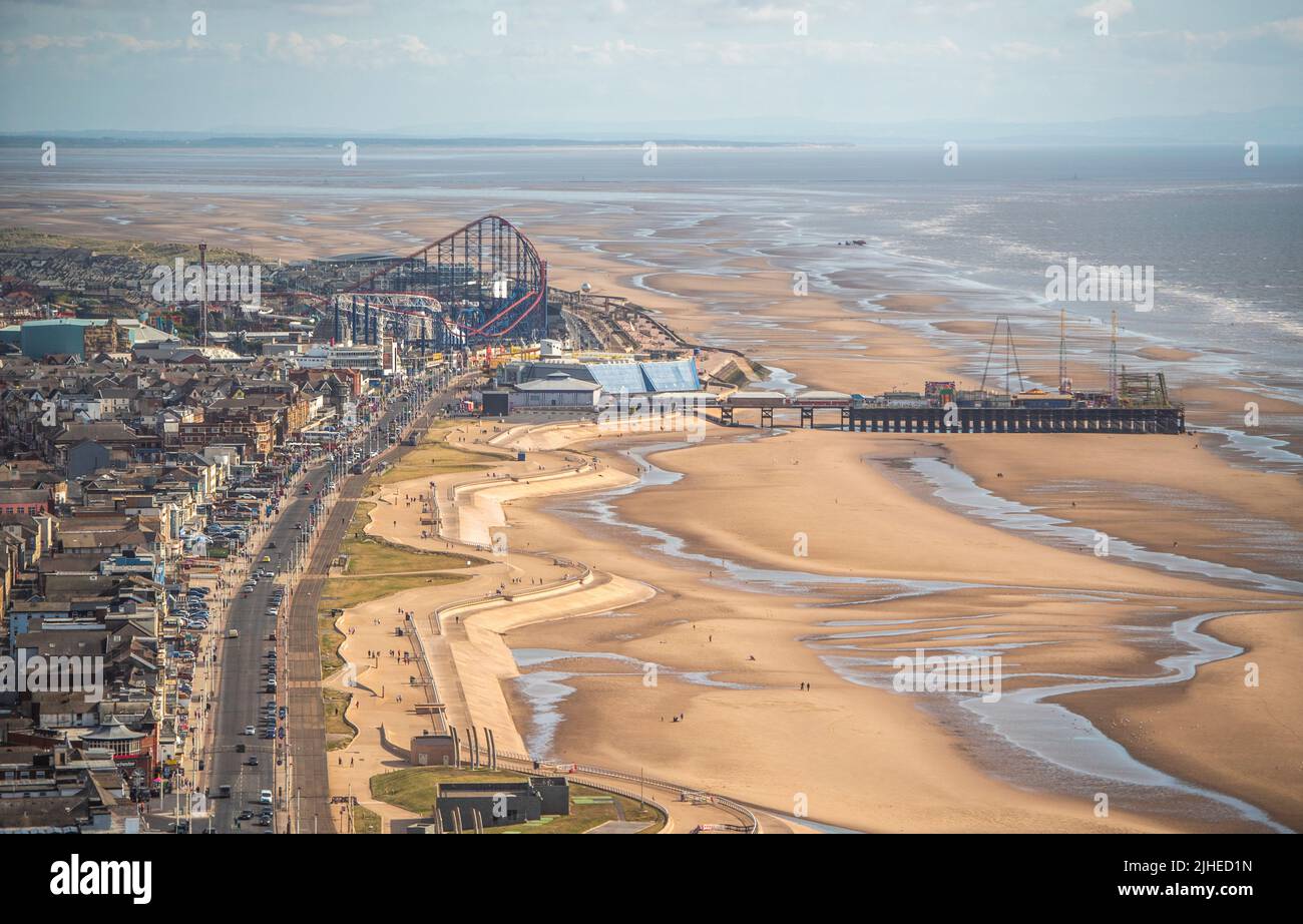 General view of Blackpool’s Golden Mile, UK, Picture date: 14 July 2022. Credit Anthony Devlin/Alamy Live News Stock Photo