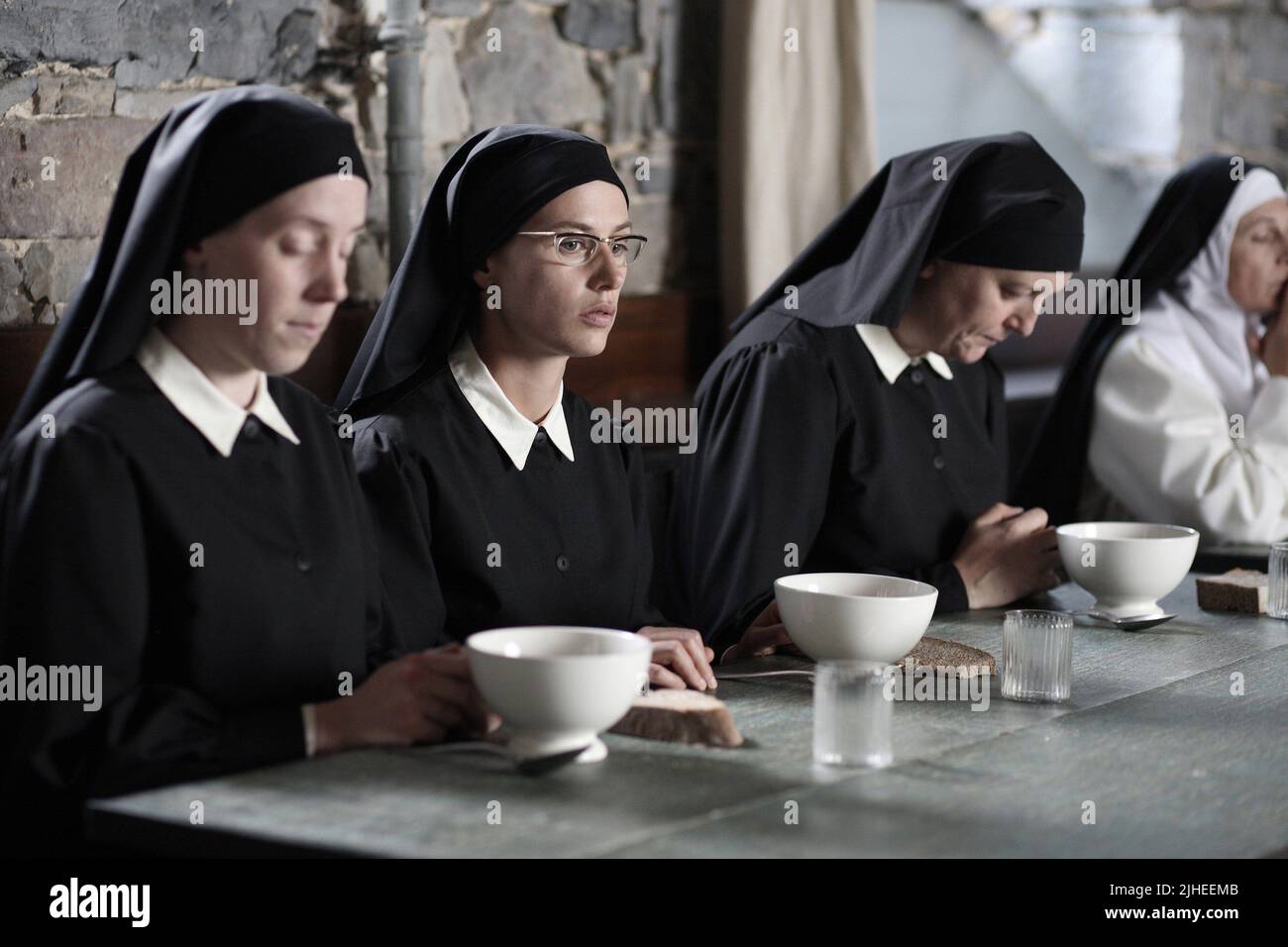Nuns Veil Hi Res Stock Photography And Images Alamy