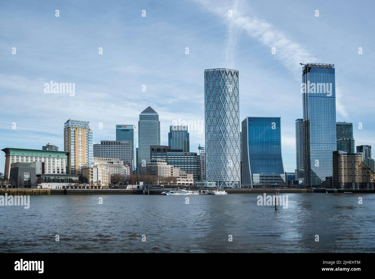 Abstract view canary wharf hi-res stock photography and images - Alamy