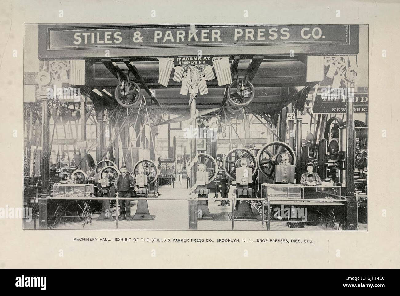 Machines presses hi-res stock photography and images - Alamy