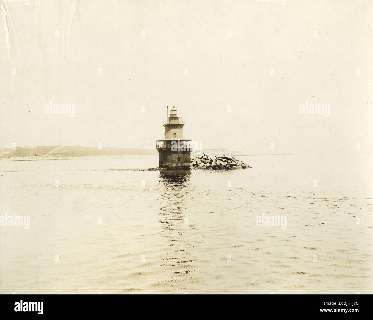 Massachusetts Deer Island. Deer Island Light and Fog Signal. 500 ft