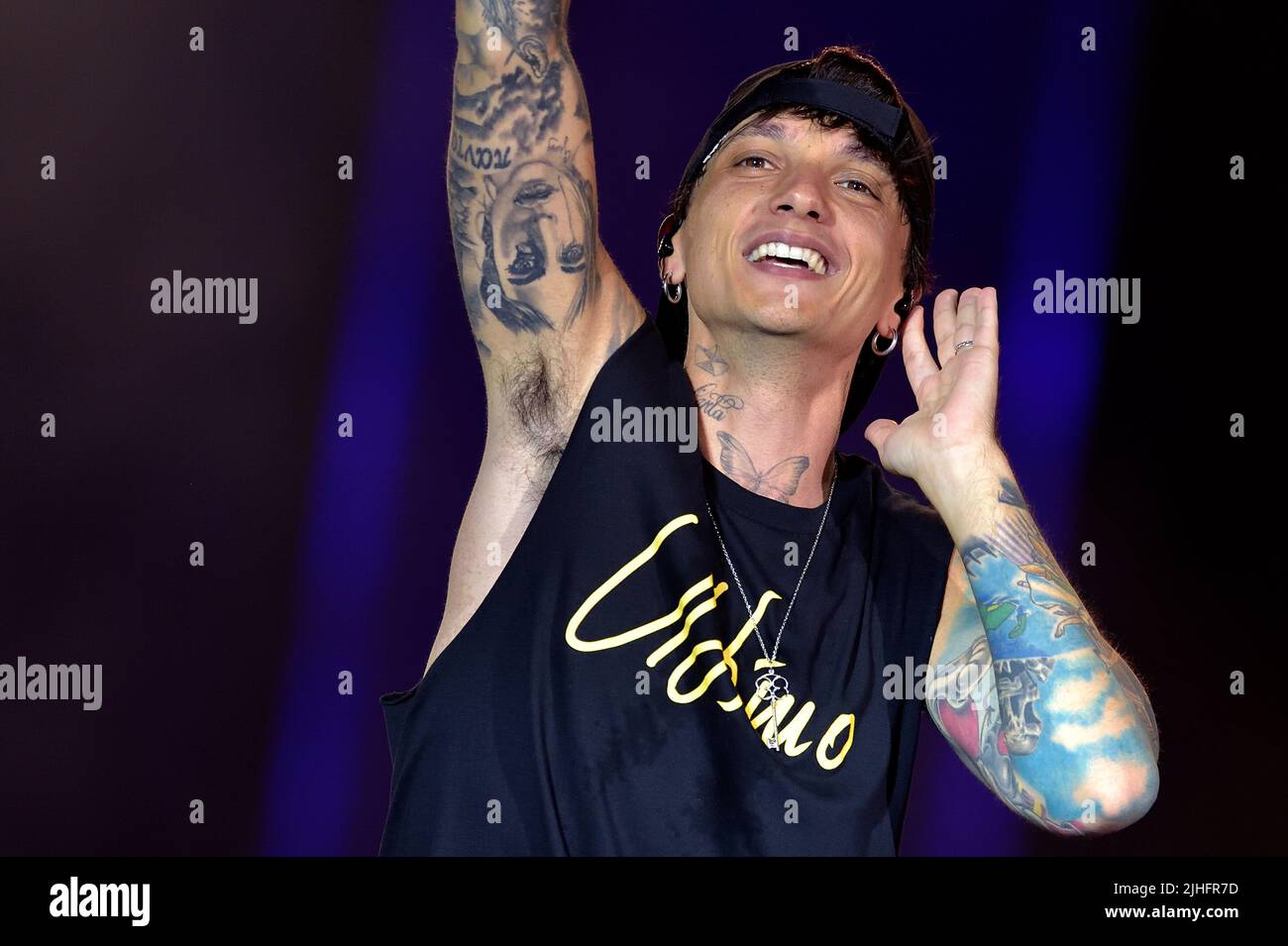 Rome, Italy. 17th July, 2022. The Italian singer Ultimo, pseudonym of Niccolò Moriconi, performs at the Circus Maximus in Rome on July 17, 2022 in Rome, Italy. Credit: dpa/Alamy Live News Stock Photo