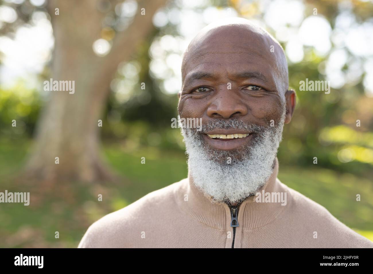 Man garden attractive summer hi-res stock photography and images - Alamy
